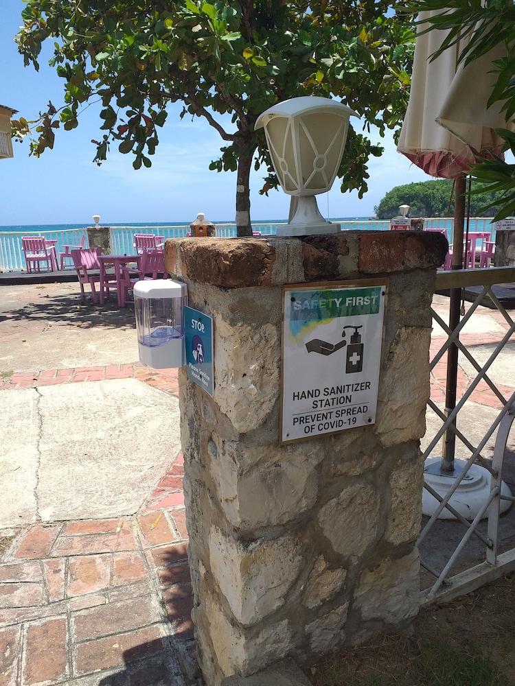 Shaw Park Beach Hotel & Spa Ocho Rios Exterior photo